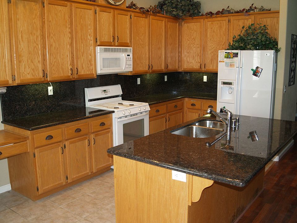 2nd image of 8644 Macedonian Ct