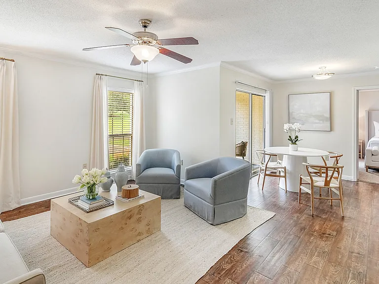 Cambridge Station Apartment Homes — Photo 9