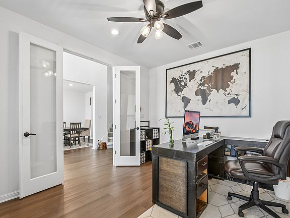 4th image of 5201 Olimpico Way