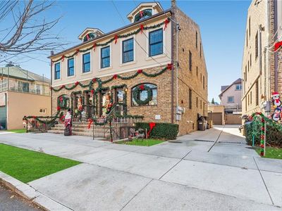 938 83rd St #1B, Brooklyn, NY, 11228