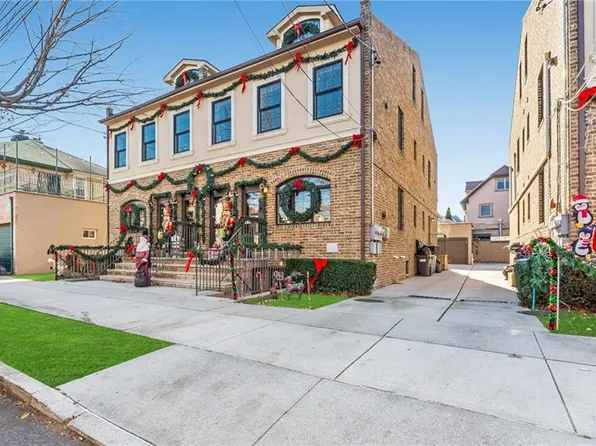 938 83rd St #1B, Brooklyn, NY 11228