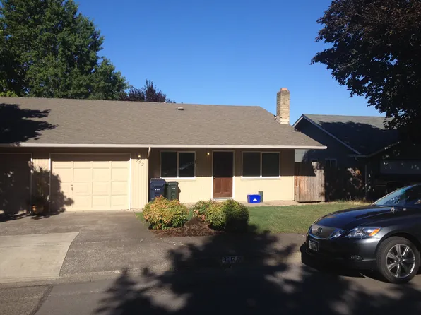 552 Hamilton St, Springfield, OR 97477