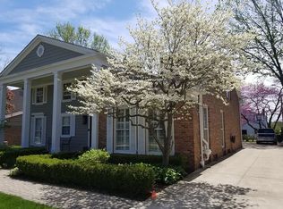 1967 Fairway Dr, Birmingham, MI 48009