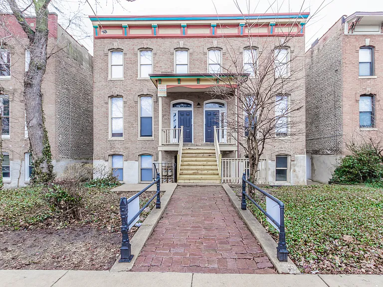 901 S Laflin St #G — Photo 2