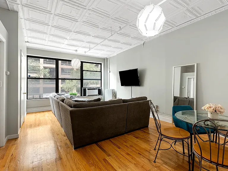 115 W 23rd St #31 — Photo 1