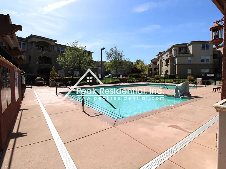 300 Moon Cir #333 — Photo 8