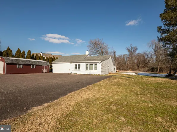 449 Pawlings Rd, Phoenixville, PA 19460