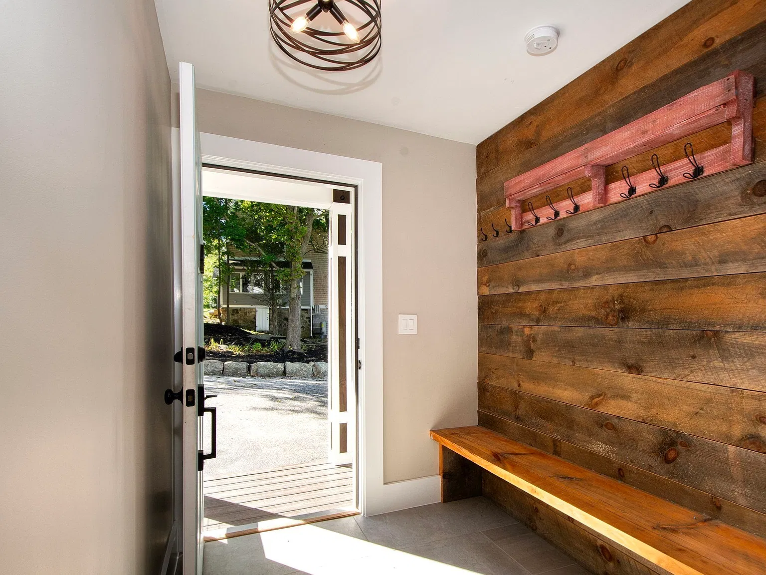 2 bed, 2.5 bath, 1573 sqft, $4,500 — Photo 3
