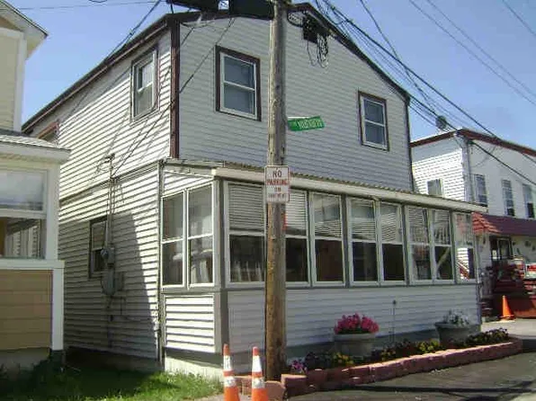 9 Perkins Avenue, Hampton, NH 03842