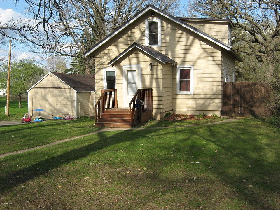 1st image of 1119 Woodrow Ave