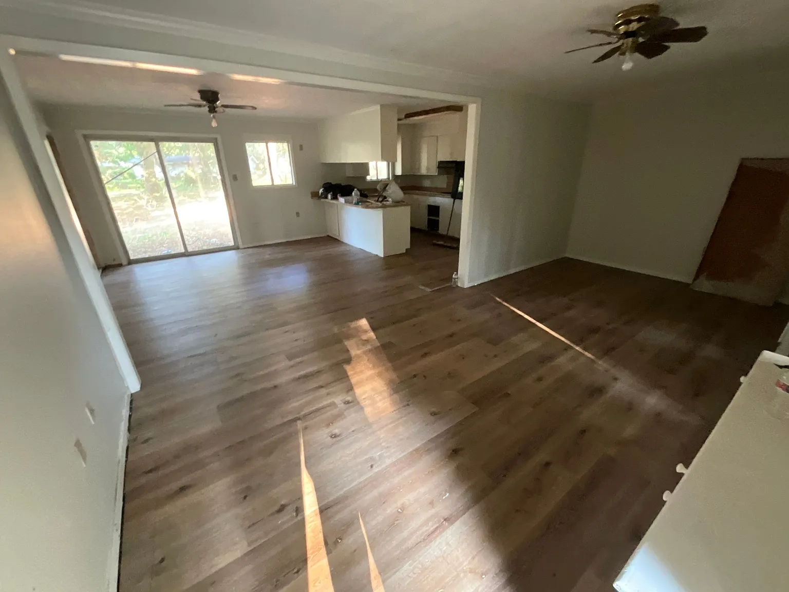 131 Estates Court - 1 — Photo 3
