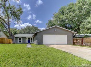 7422 Meadow Hl, San Antonio, TX 78251