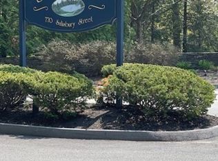 770 Salisbury St APT 515, Worcester, MA 01609