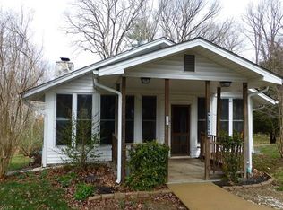 19 Eplee Ln, Candler, NC 28715