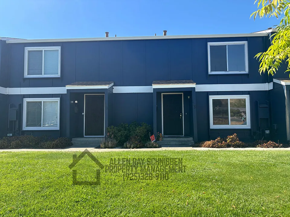 105 El Capitan Ln