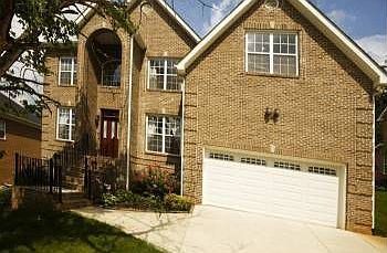 1st image of 10001 Castleglen Ln