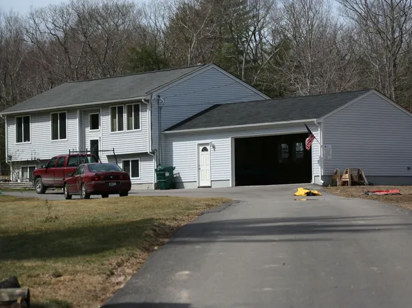 15 Bridgeview Dr, Richmond, RI 02892