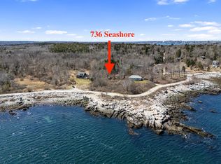 736 Seashore Ave, Portland, ME 04108