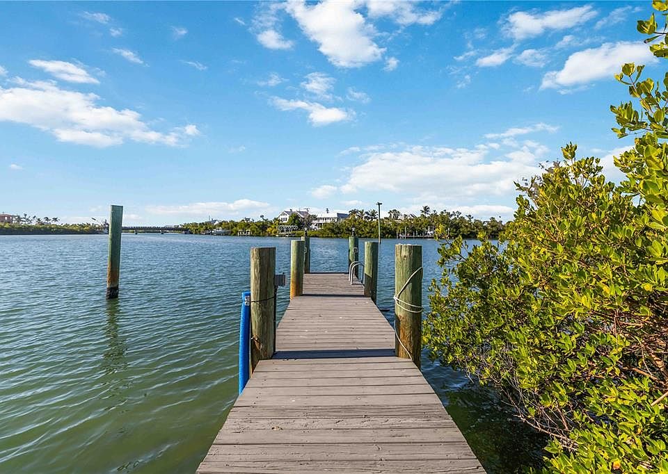 1st image of 120 Gasparilla Way