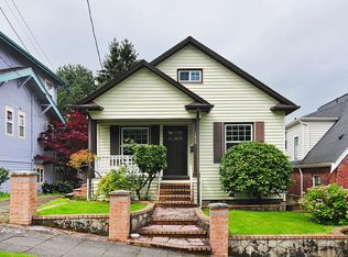 1629 32nd Ave, Seattle, WA 98122