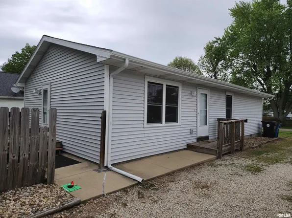 505 NE 3rd St, Atlanta, IL 61723