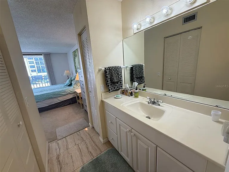 6279 Sun Blvd #403 — Photo 20