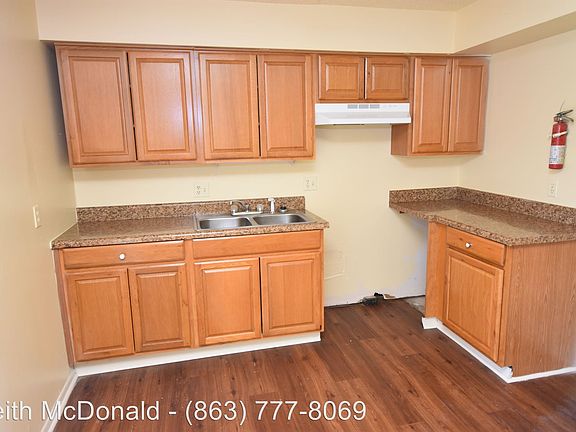 4th image of 1234 Triangle Dr APT 2