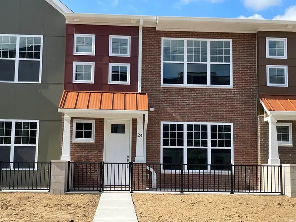 1015 Corby Blvd #24, South Bend, IN 46617