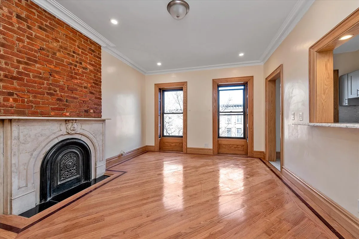 22 Herkimer Street — Photo 4