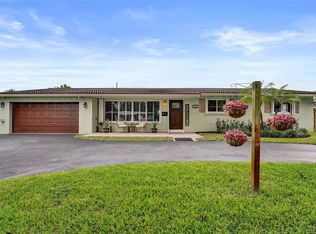 5541 SW 2nd Ct, Plantation, FL 33317