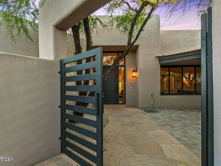 10726 E Tamarisk Way — Photo 6