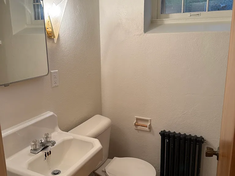 4335 York Ave S #5 — Photo 8