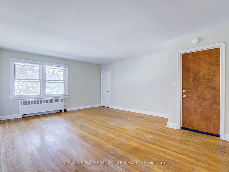855 Simcoe St N #3 — Photo 13