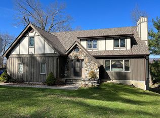 19 Depew Ct, Peekskill, NY 10566