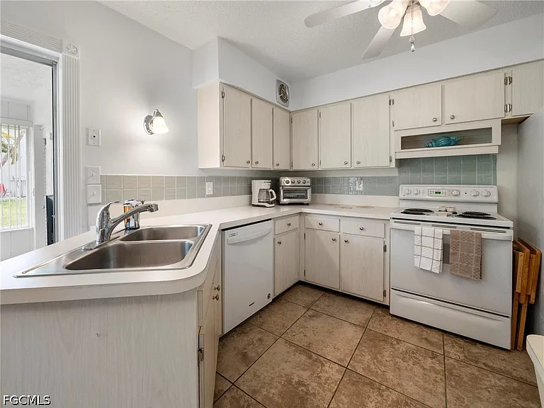 7400 College Pkwy #56A — Photo 13