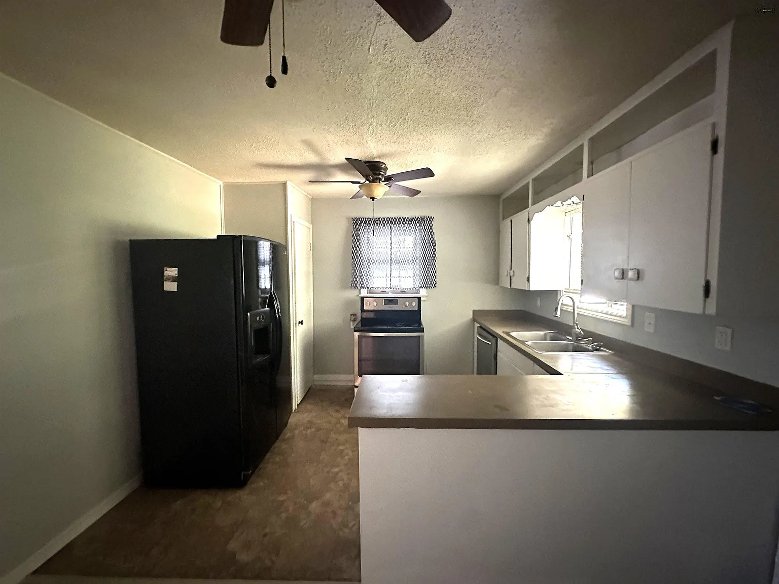 2 bed, 2.0 bath, 1092 sqft, $1,000 — Photo 4