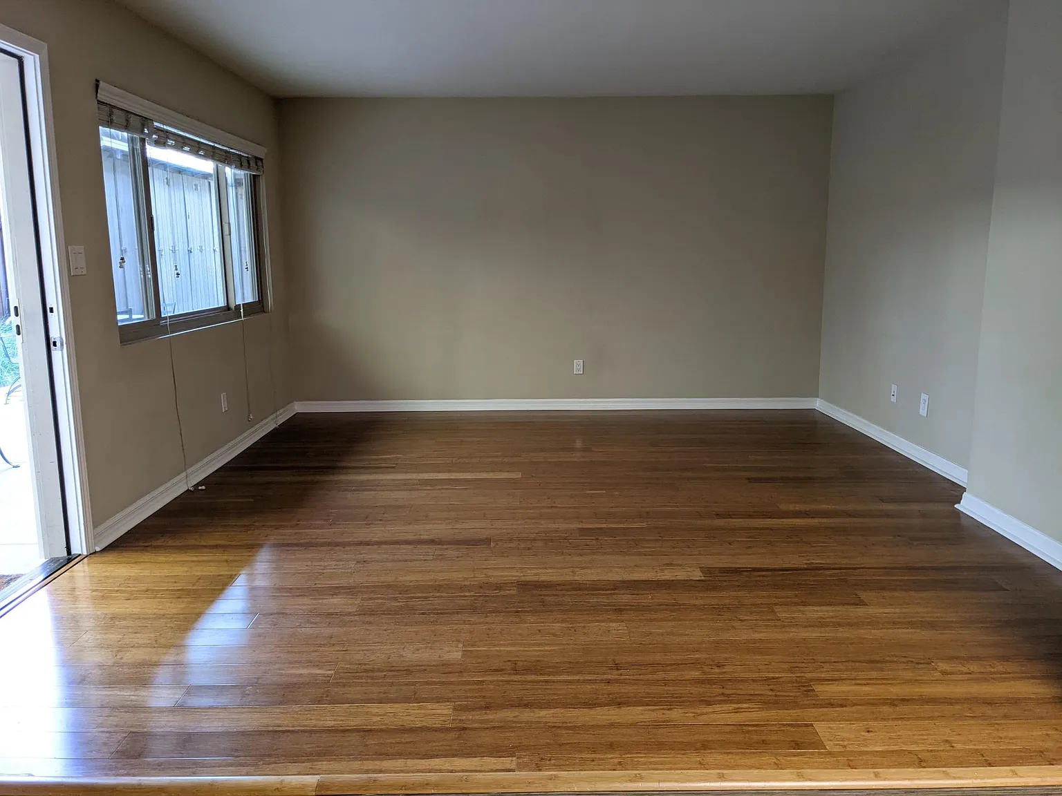2 bed, 850 sqft, $2,845 — Photo 3