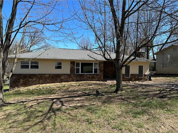 601 Tamarind St, Harrison, AR 72601