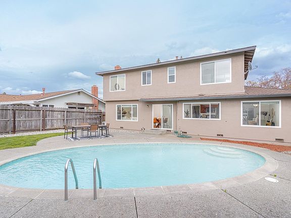 4th image of 4435 Tanglewood Way