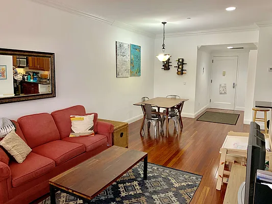Sold by Keller Williams Realty Gold Coast | media 15