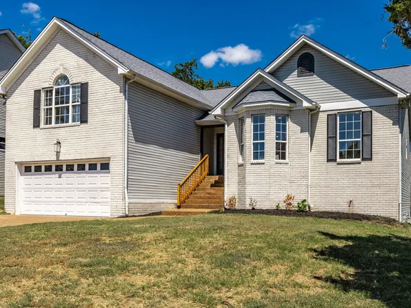 106 Brunswick Dr, Hendersonville, TN 37075