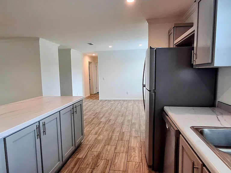 Royal Palm Village — Photo 52