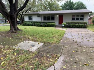 10959 Park Oak Cir, Dallas, TX