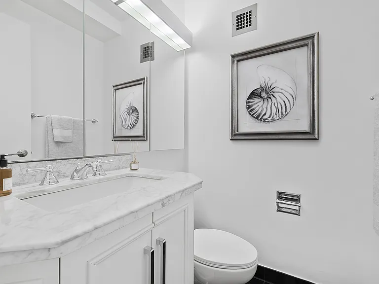 265 E 66th St #20A — Photo 14