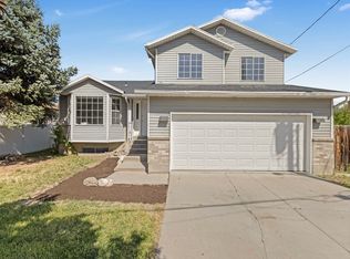 8421 S 150 E, Sandy, UT 84070