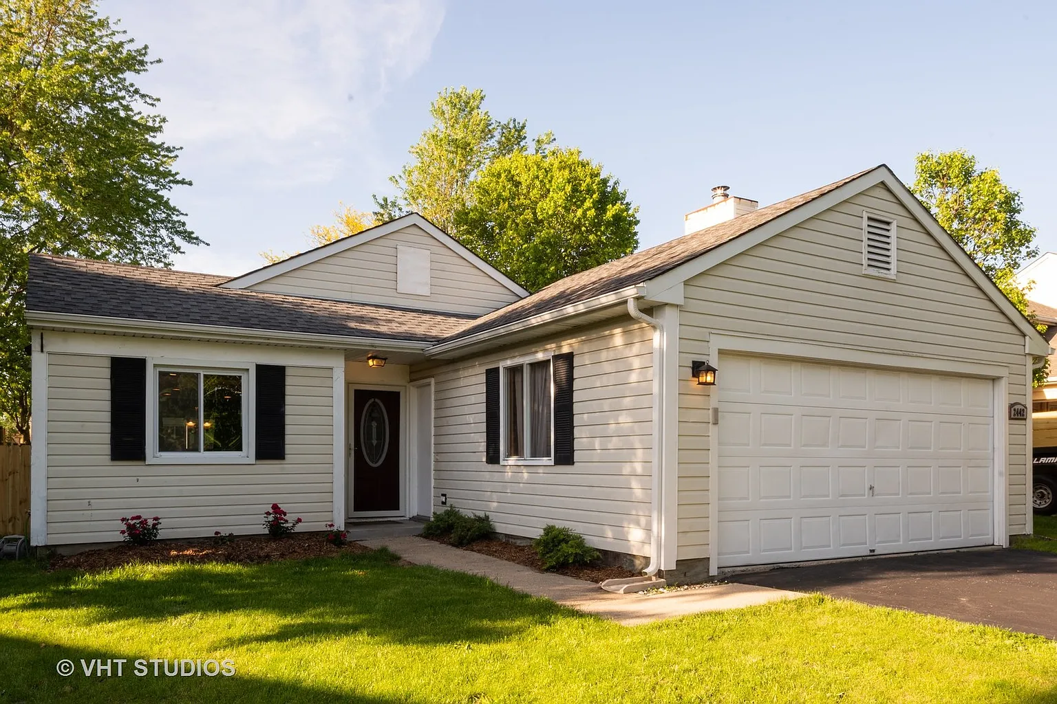 2442 Sunlight Ct photo 1