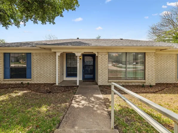 9945 Edmund Dr, Benbrook, TX 76126