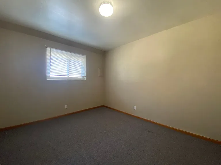 1001-1005 N Buchanan St — Photo 14