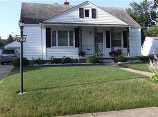 768 Kingsway St, Alliance, OH 44601