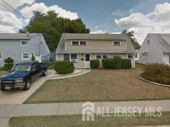 46 Leber Ave, Carteret, NJ 07008